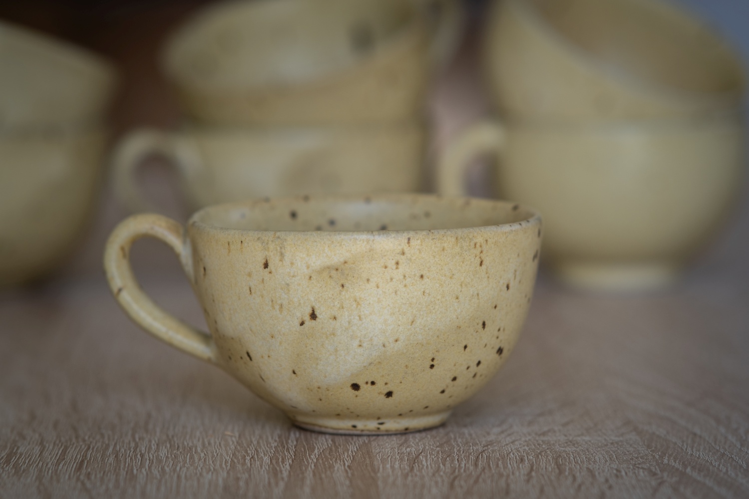 kleine Teetasse gelb