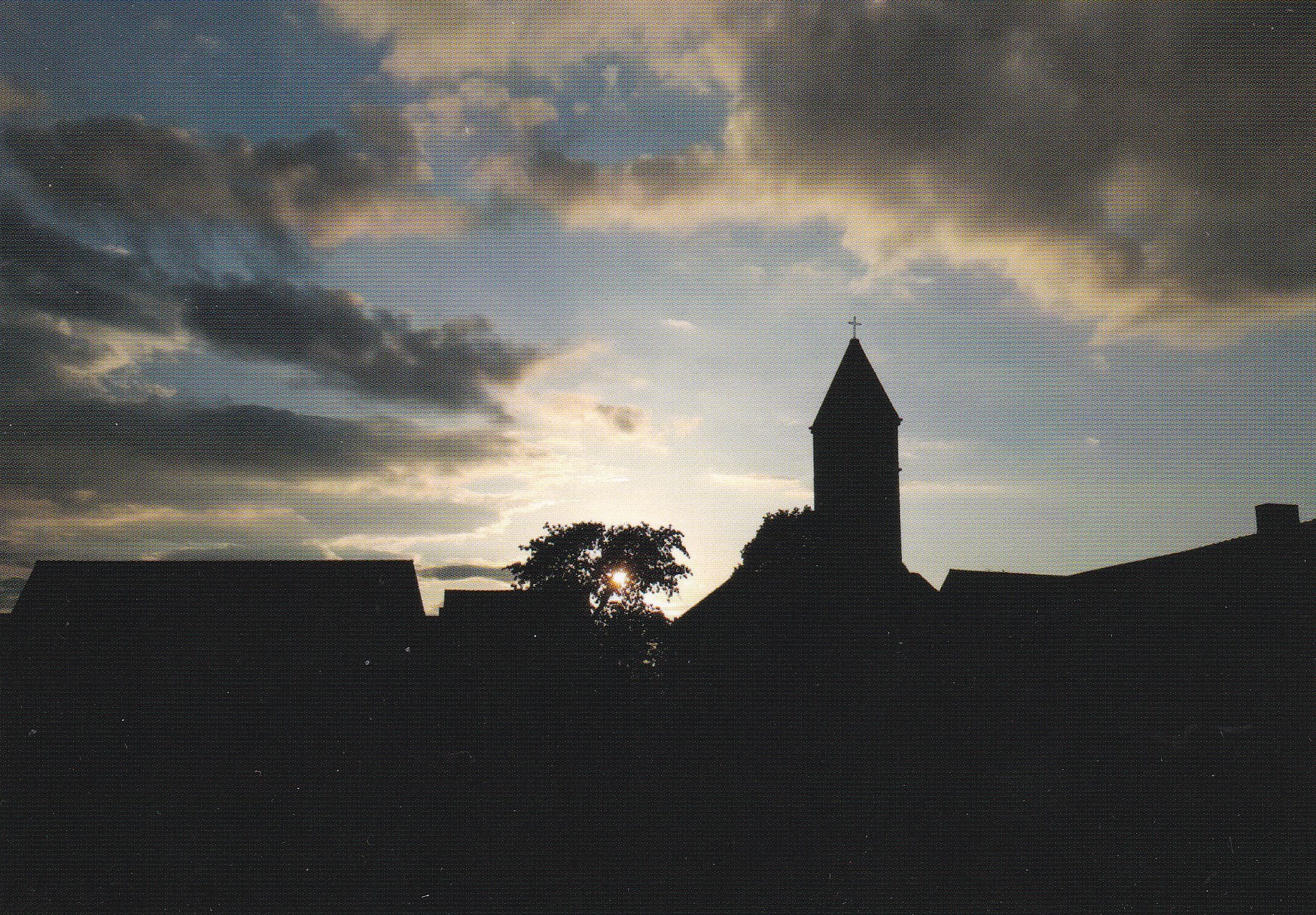 Taizé - Dorf im Schatten